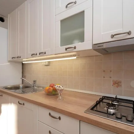 Pet Friendly In Cara * Čara