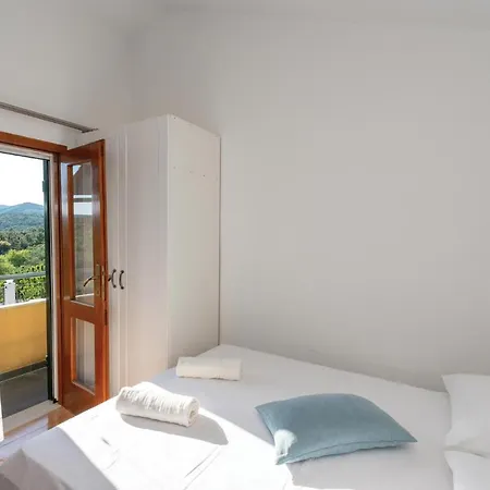 Ferienhaus Pet Friendly In Cara Čara