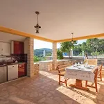 Holiday home Pet Friendly In *