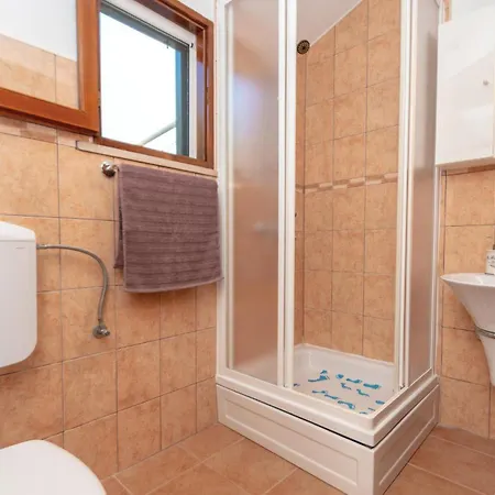 Front In Tatil Evi *