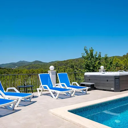 Pet Friendly In Cara * Čara