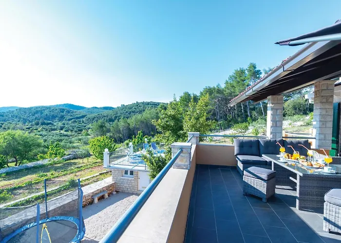 Pet Friendly In Tatil Evi Čara